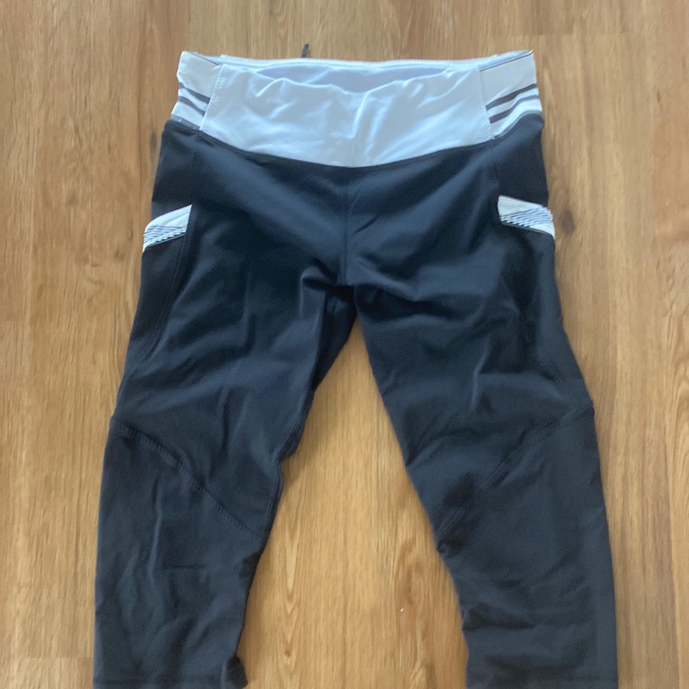 Lululemon crop leggings